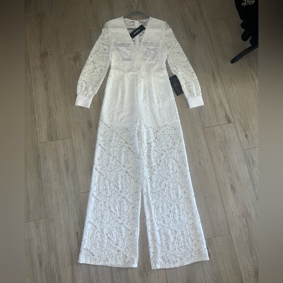 NWT Bebe Boho Wide Leg Lace Jumpsuit Sz 8 - Picture 2 of 10